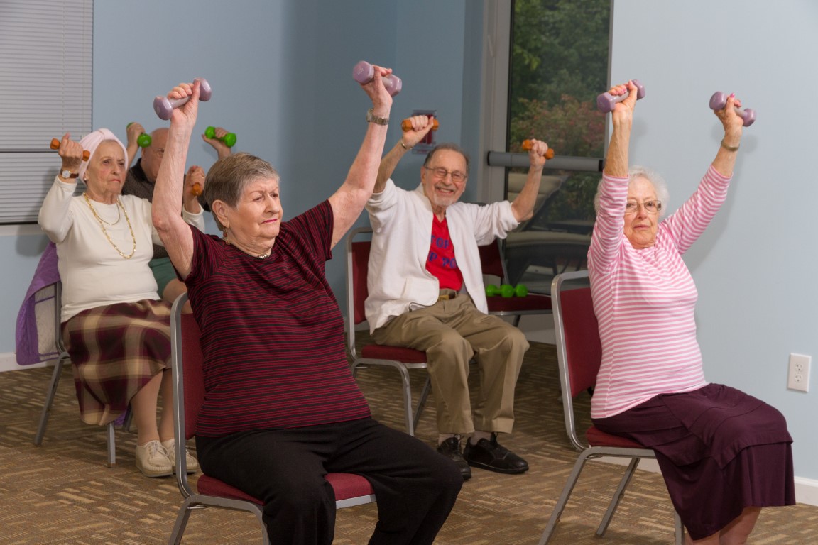 active-retirement-communities-in-ny-fitness-fountain-view